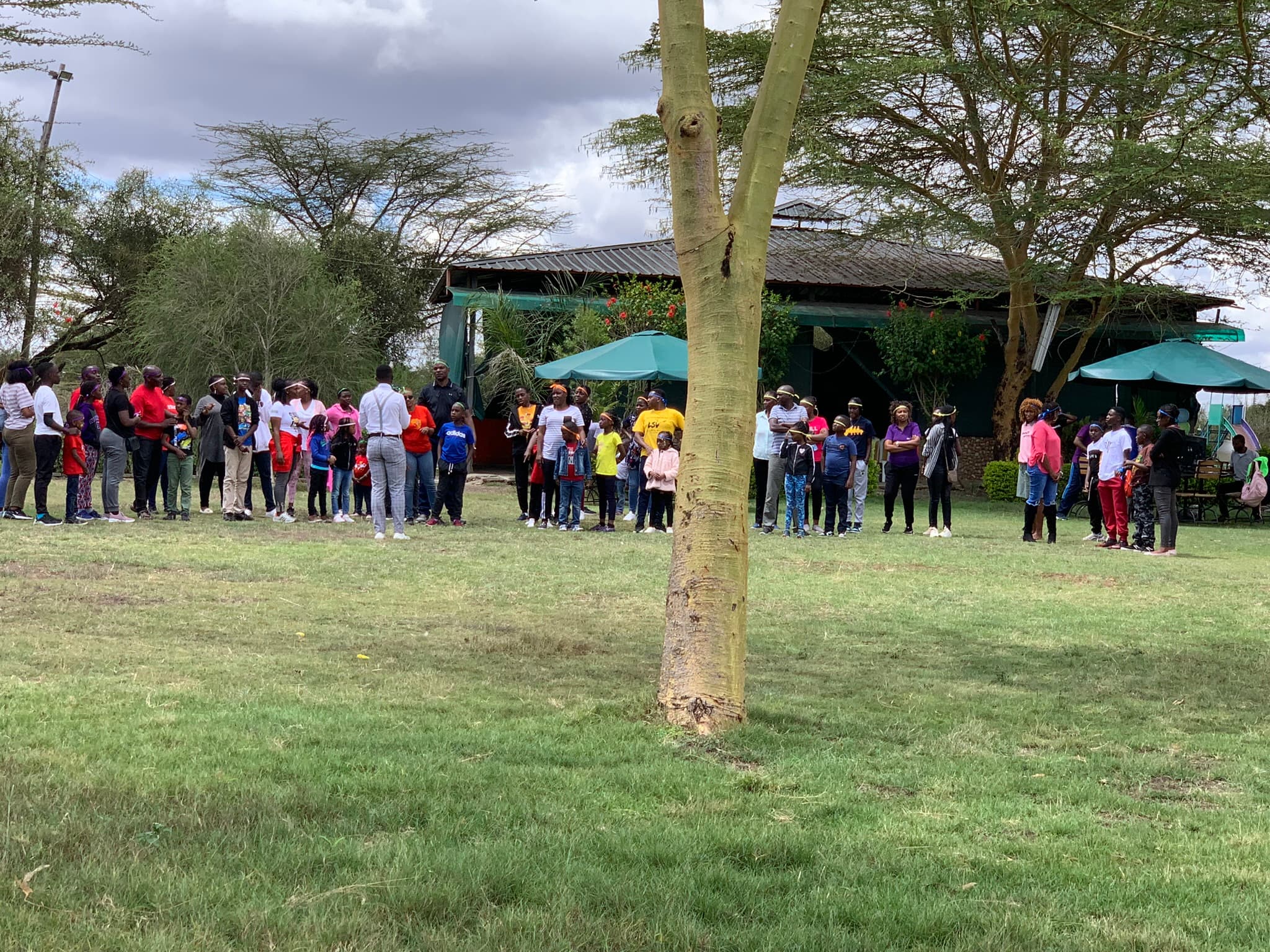 Garden gathering atmosphere at Tongue Tang Meadows